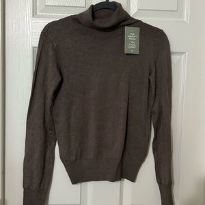 H&M brand new turtle neck